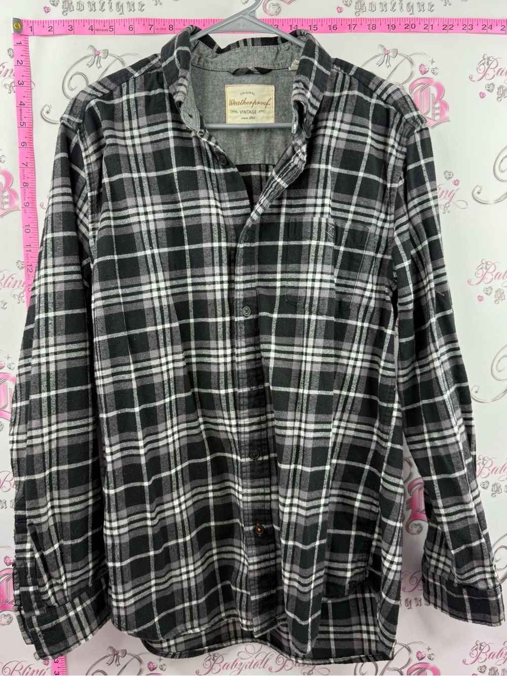 Black & Gray Plaid Button-Down Shirt - Weatherproof Vintage